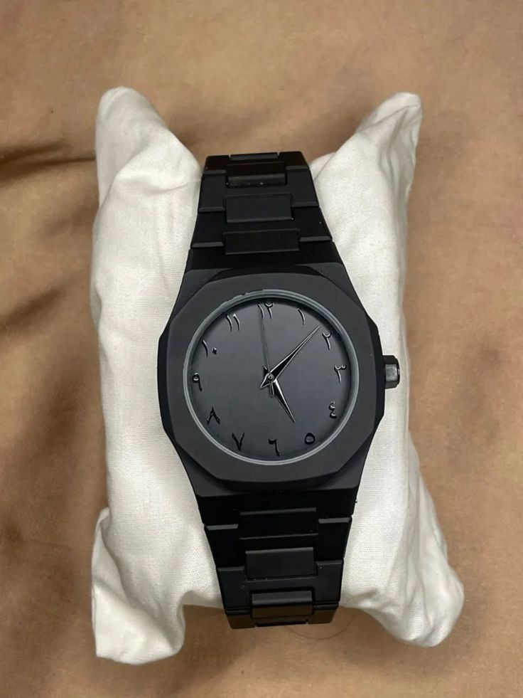 AURA™ | Prestige Classic Watch — Timeless Luxury