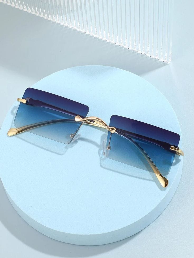 FEMORA PRIVÉ™ | Signature Luxe Sunglasses — Timeless Elegance