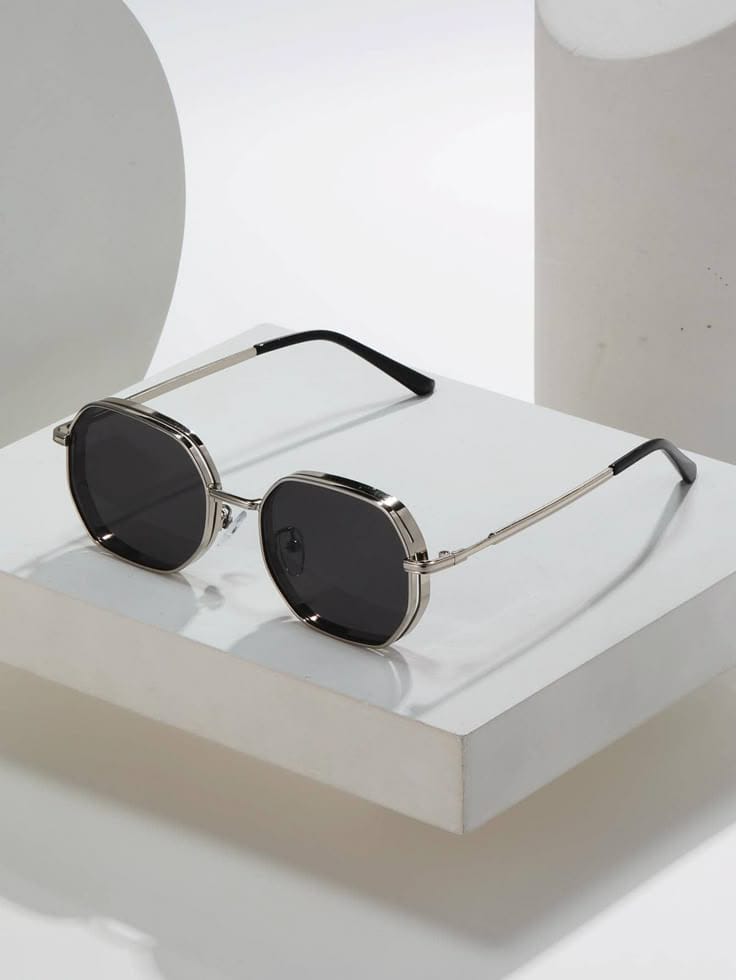 FEMORA PRIVÉ™ | Classic Signature Sunglasses